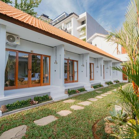 Pondok Puspa Sumekar Seminyak Extérieur photo