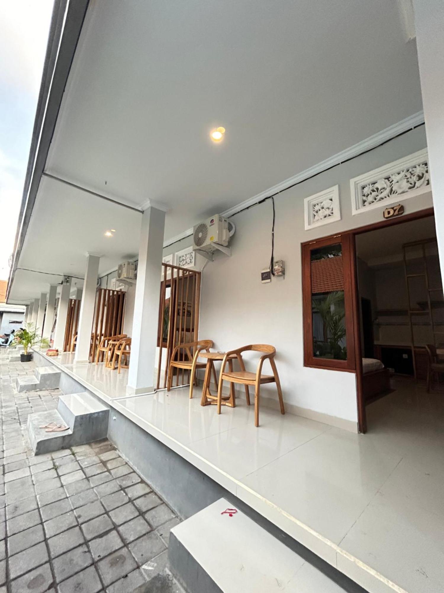 Pondok Puspa Sumekar Seminyak Extérieur photo